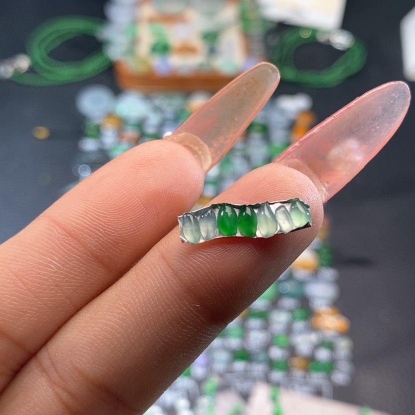 【闪购商品】翡翠挂件未镶嵌随行