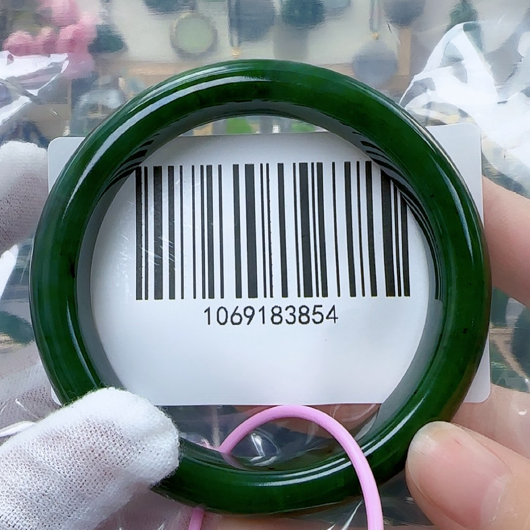 和田玉（碧玉）手镯未镶嵌微瑕61