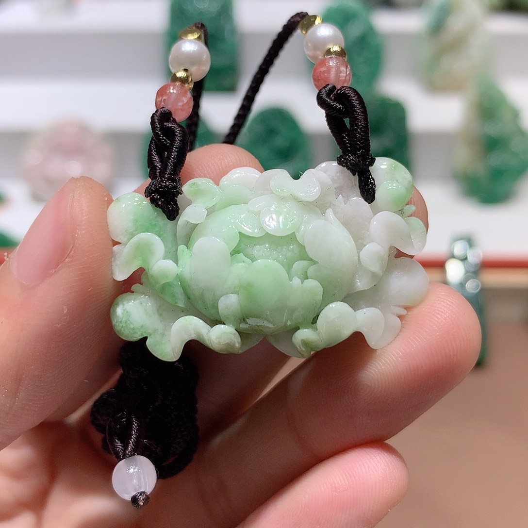 独山玉挂件未镶嵌