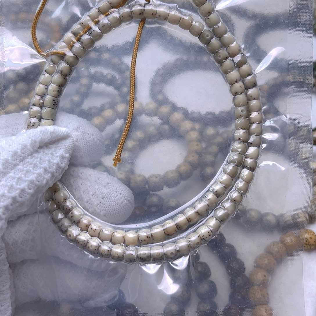 星月菩提手串M**G石玉料108