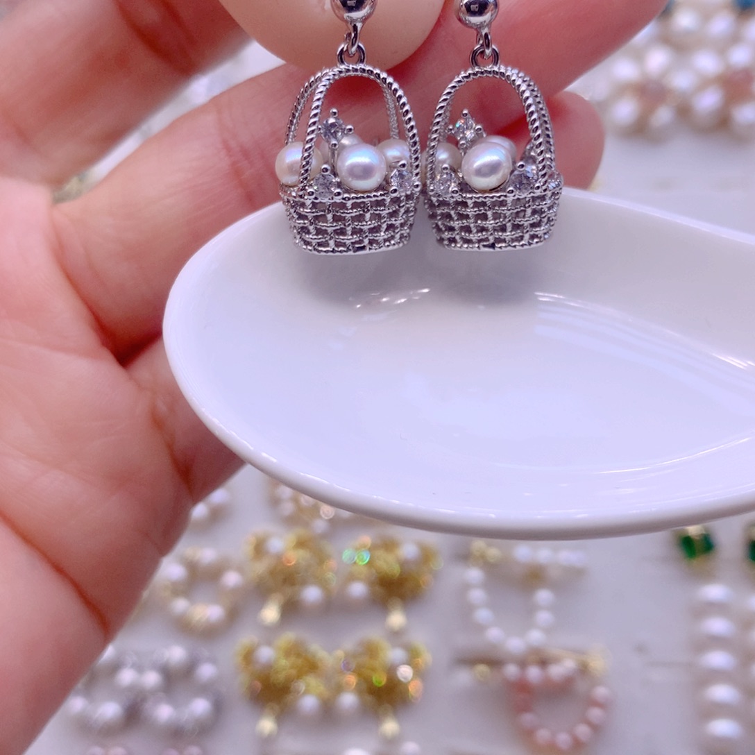 合金淡水珍珠耳饰