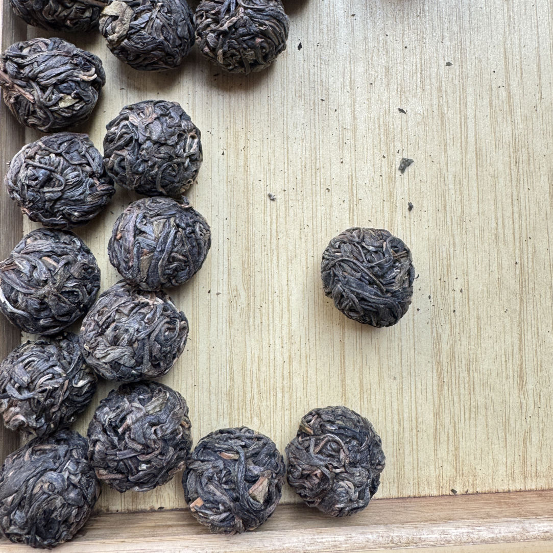 【高黎贡山】曼乃村16号，山野韵味大树生普龙珠