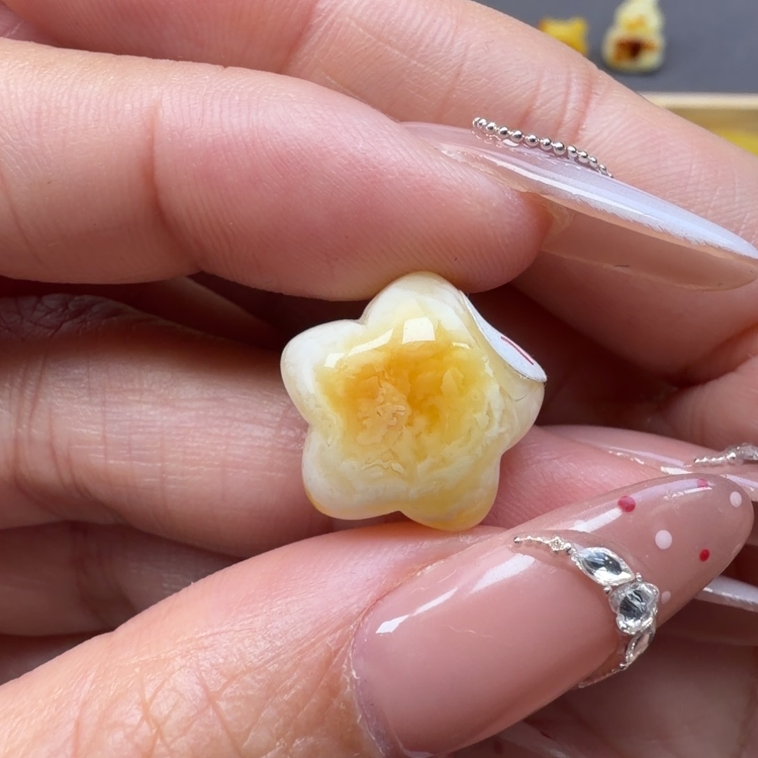 琥珀未镶嵌裸石蜜蜡