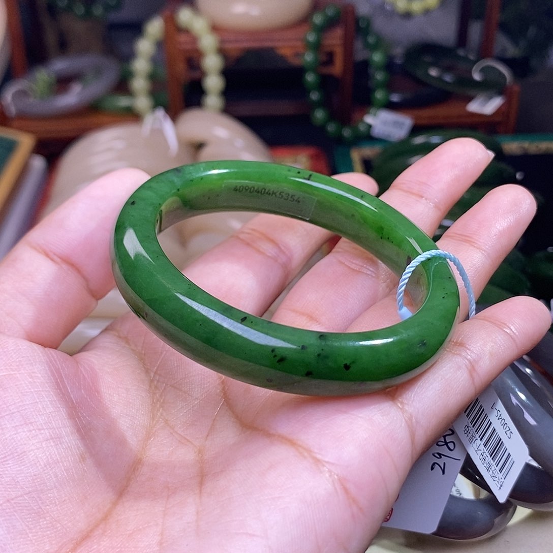 和田玉清货价碧玉老料手镯53.8圈未镶嵌