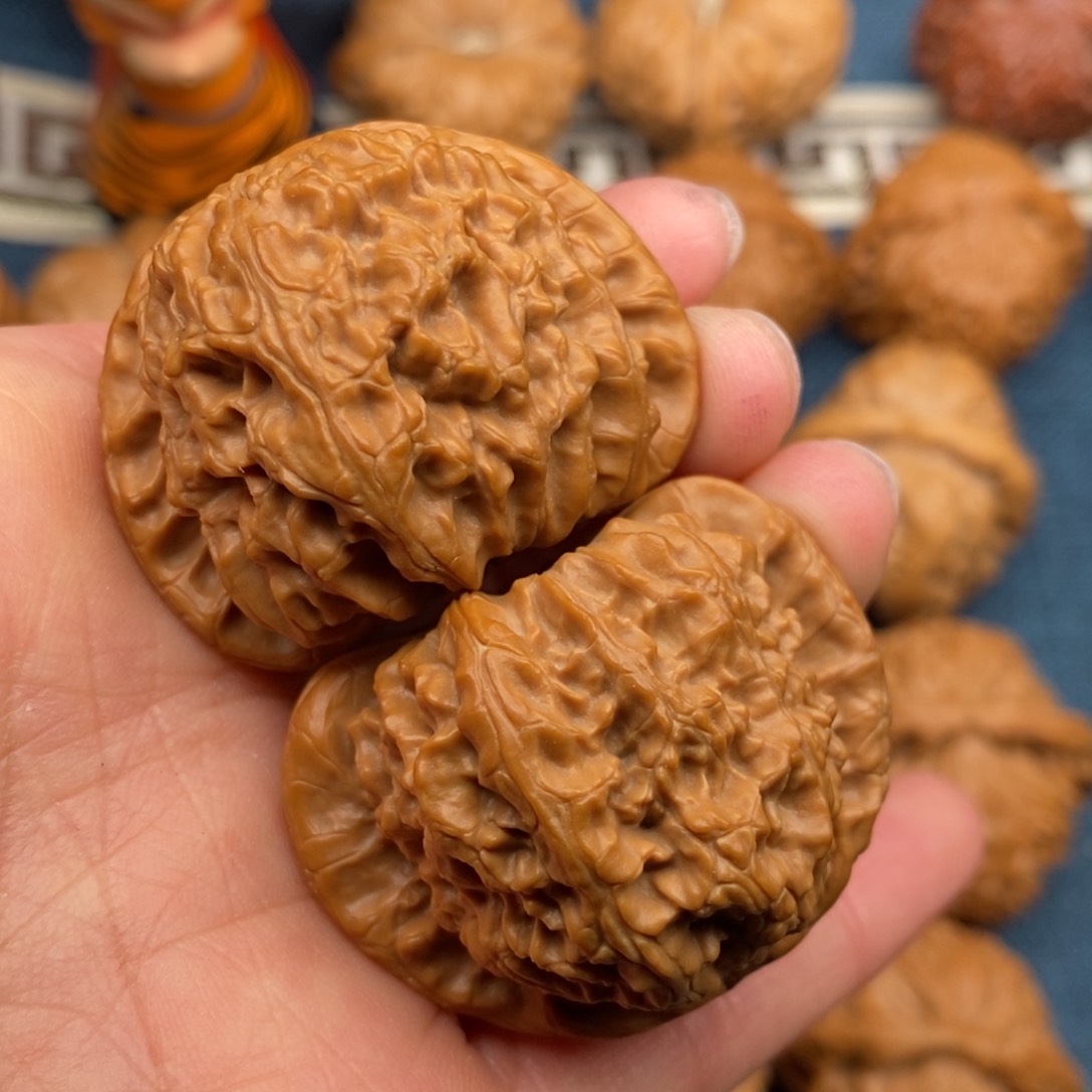 文玩核桃把件41闷白