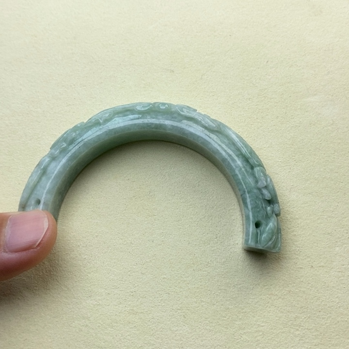 翡翠未镶嵌手镯手牌204