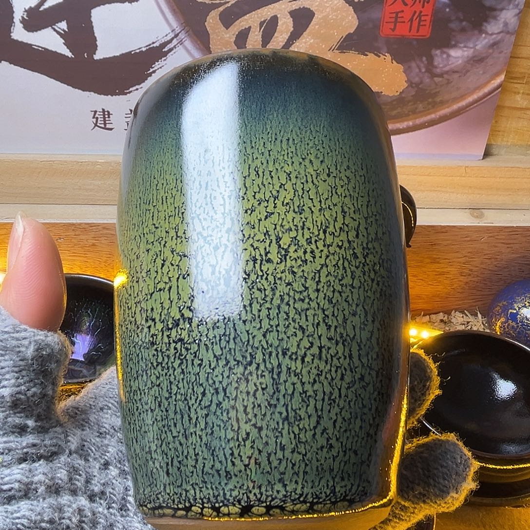 茶盏在这条街走到哪里的路上也