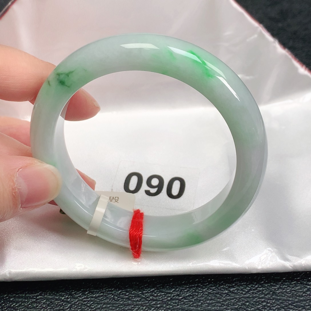 翡翠手镯未镶嵌55正