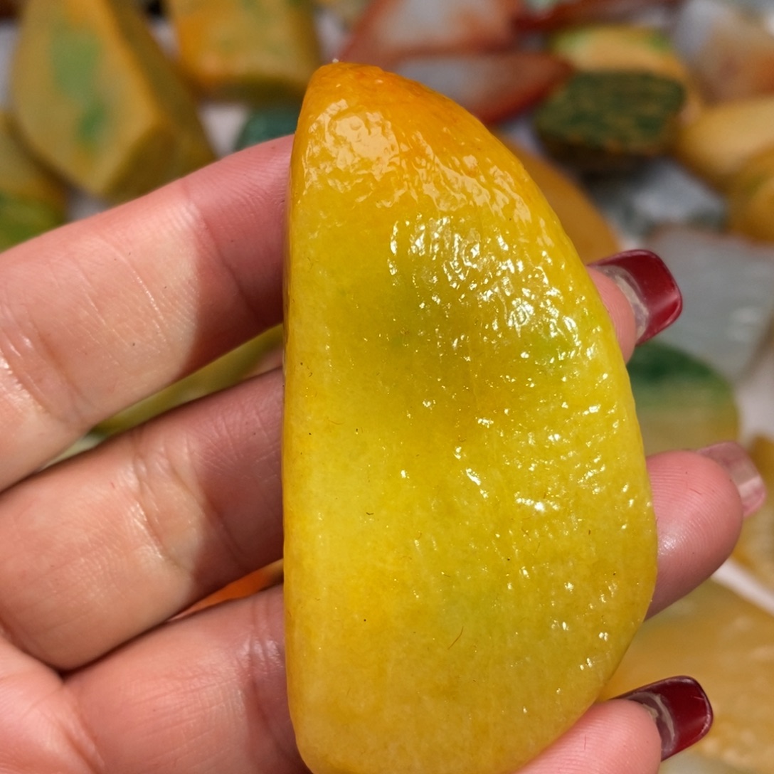 翡翠颈饰未镶嵌缅甸翡翠