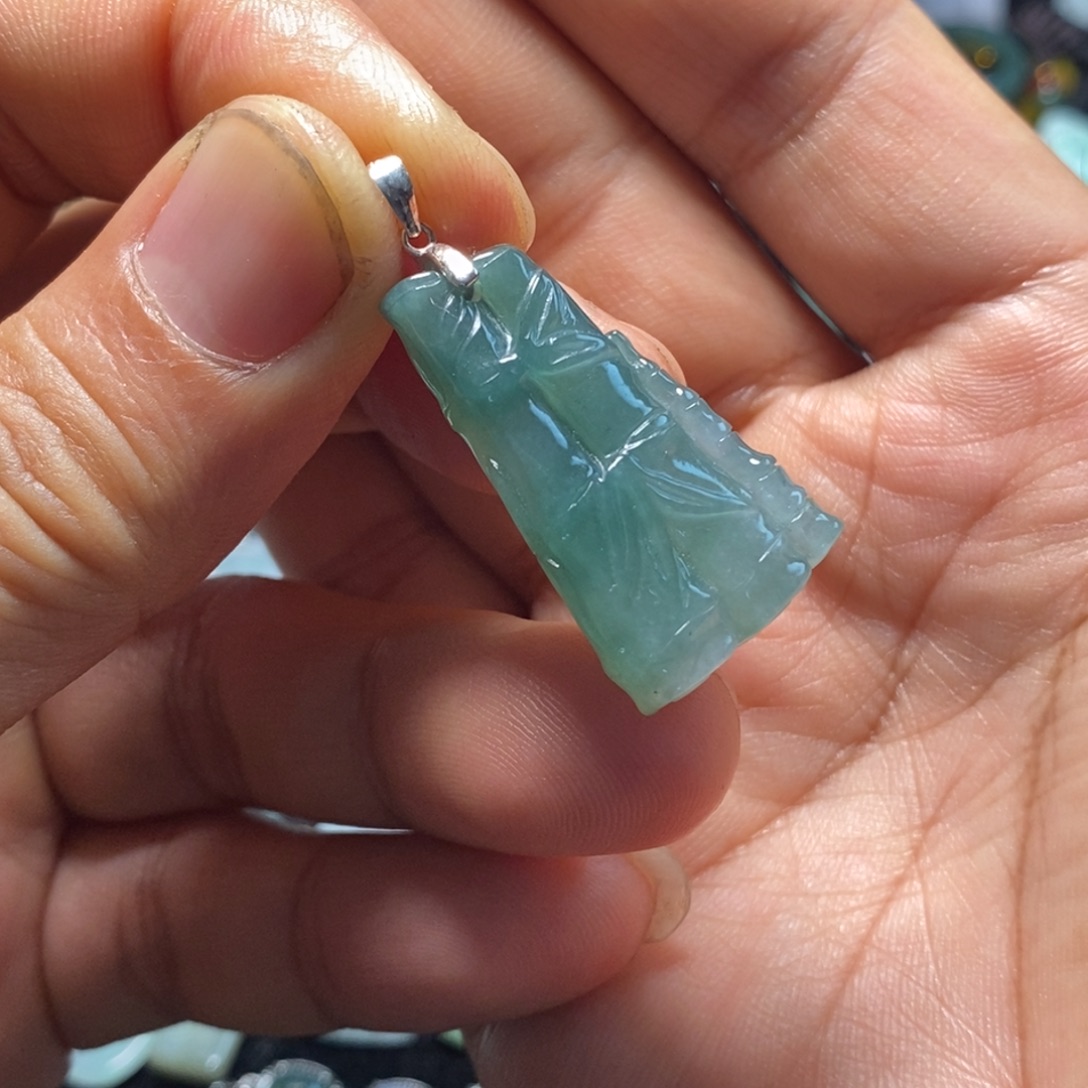 翡翠银S925镶嵌颈饰天然缅甸翡翠A货冰胶竹节吊坠