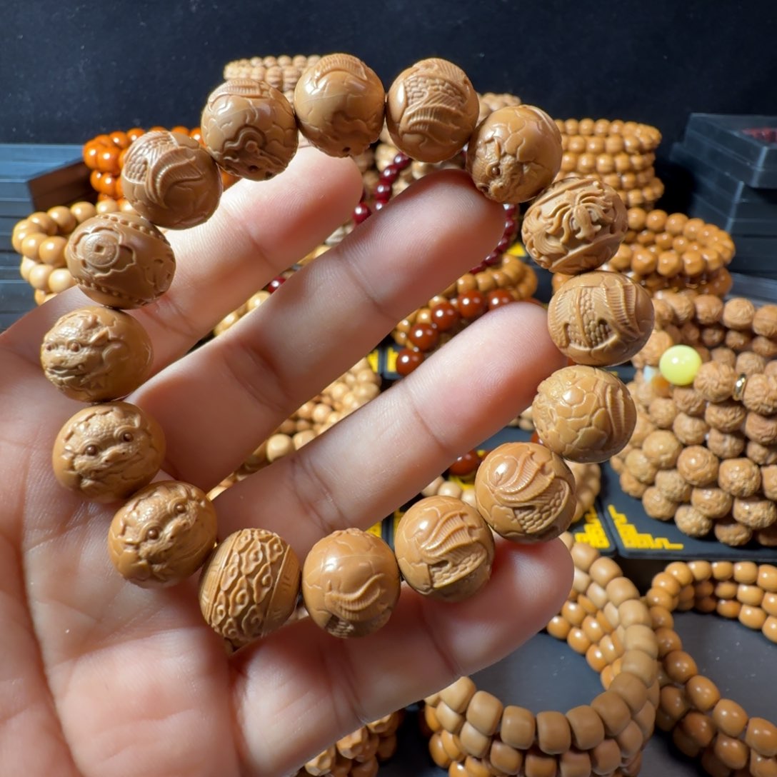 猴头核桃手串龙蛋