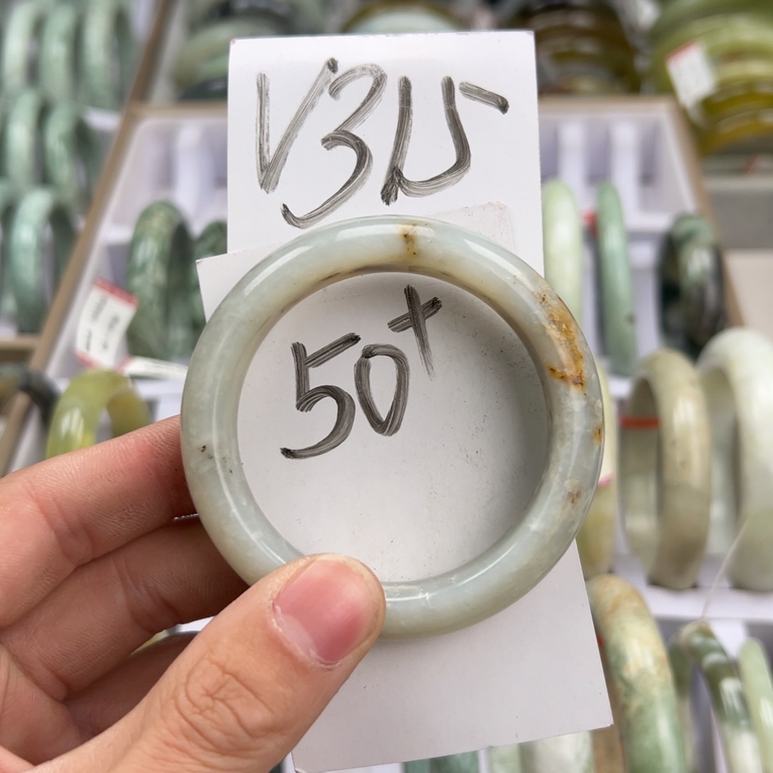 岫玉手镯未镶嵌天然岫玉微瑕