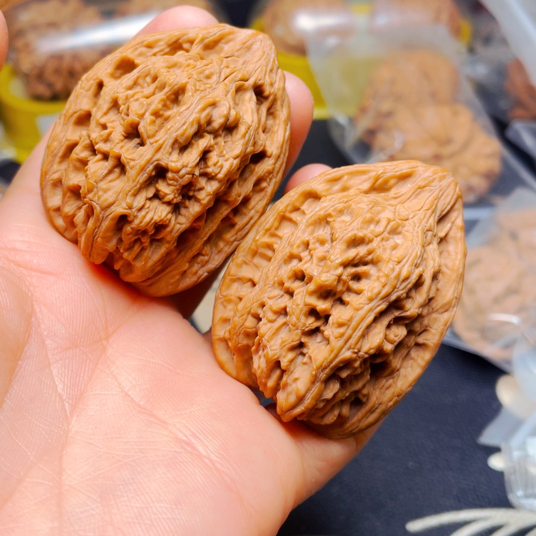 吊坠文玩核桃带鱼一对