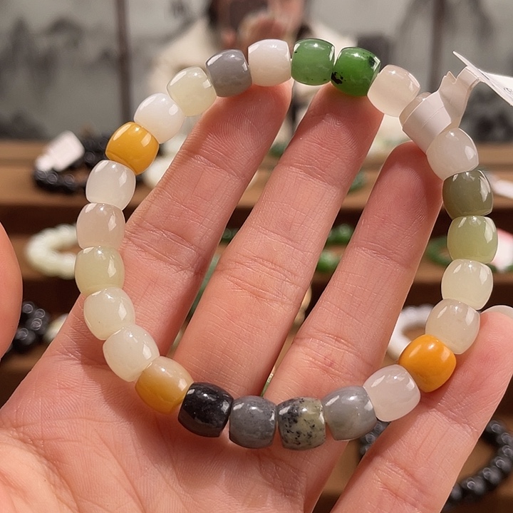 和田玉未镶嵌手链