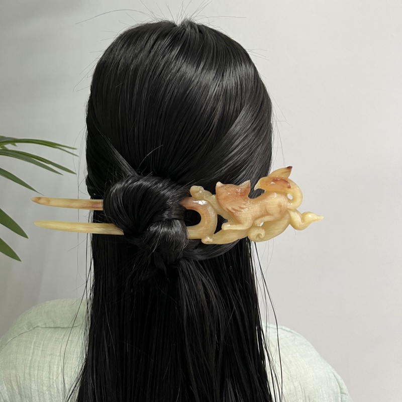 天然牛角梳子高品质精雕按摩梳【一物一拍】