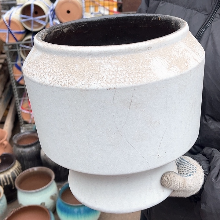 紫砂花盆高26口20微瑕————