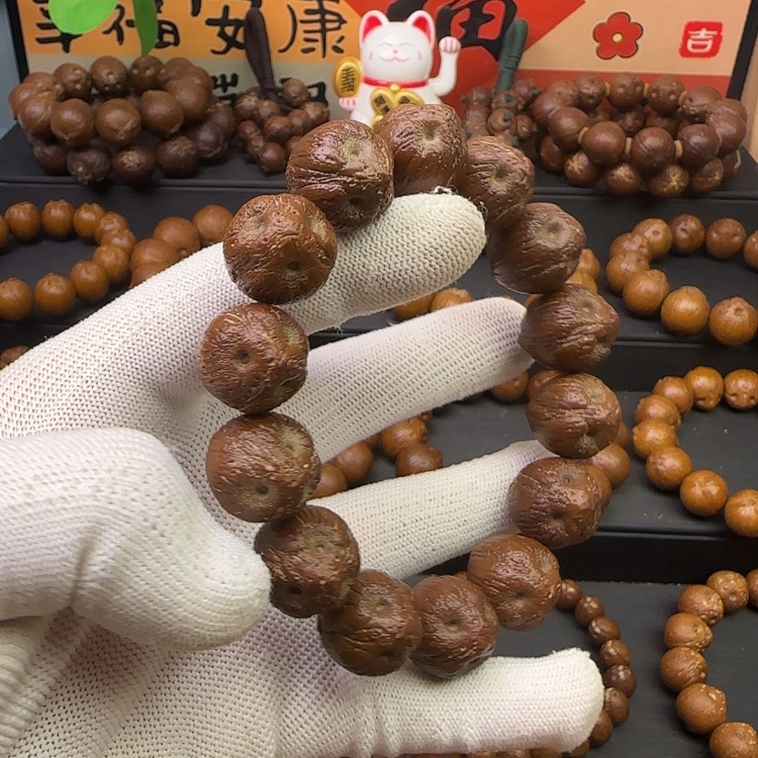 T***m手串紫金鼠18精品紫金鼠