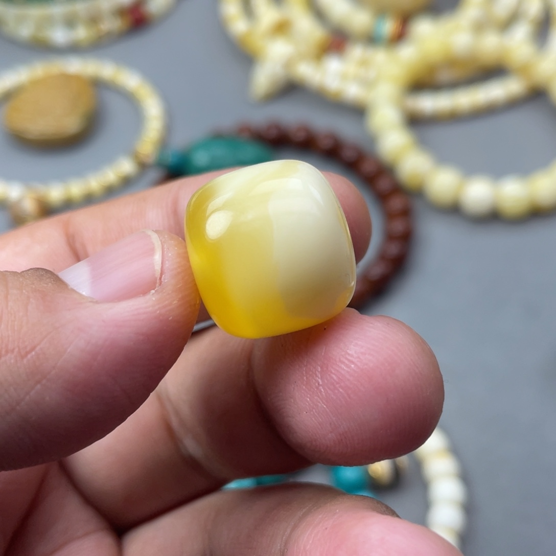 琥珀珠宝奇石未镶嵌89