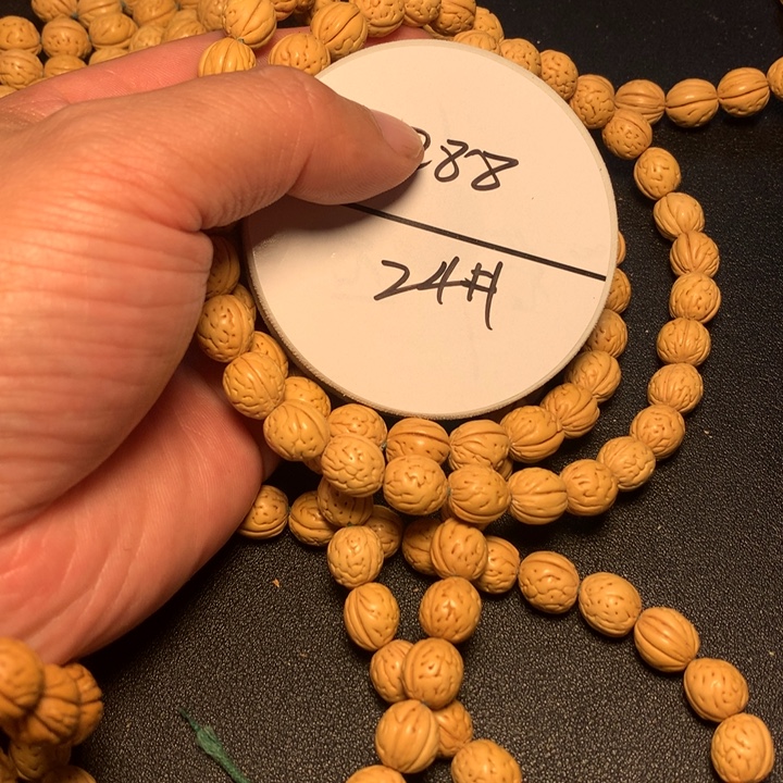 桃核手串24号健健康康