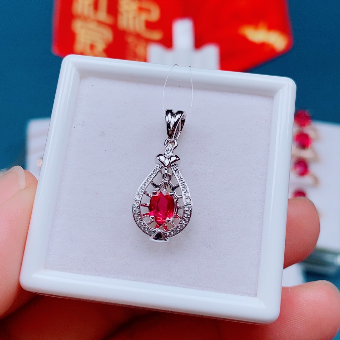 裸石未镶嵌红宝石特别福利