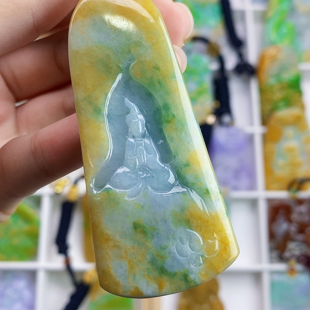 定制翡翠未镶嵌翡翠