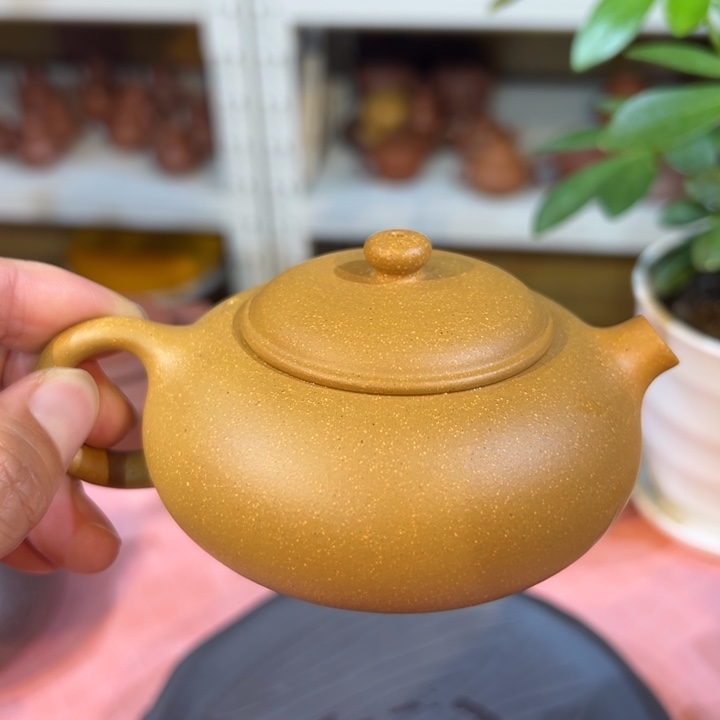紫砂茶壶黄金西施150cc