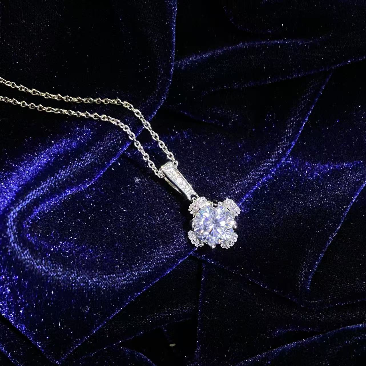 《千年甄选》中.缅A1-71 花样年华2CT吊坠