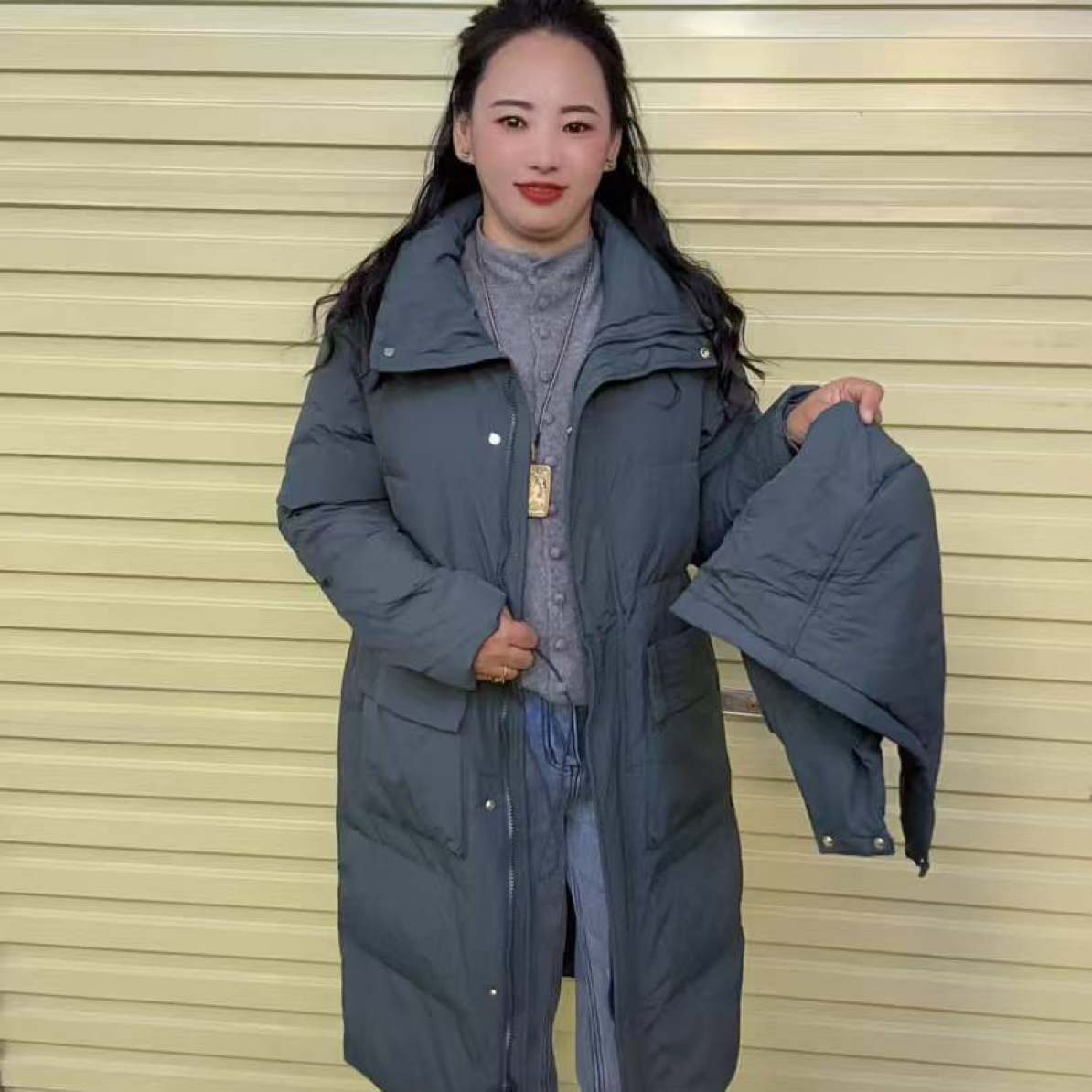 【罗拉】新款时尚收腰外套（帽子可取）