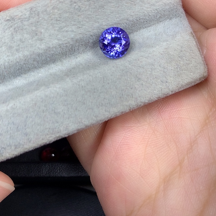 裸石未镶嵌坦桑石圆7坦桑石