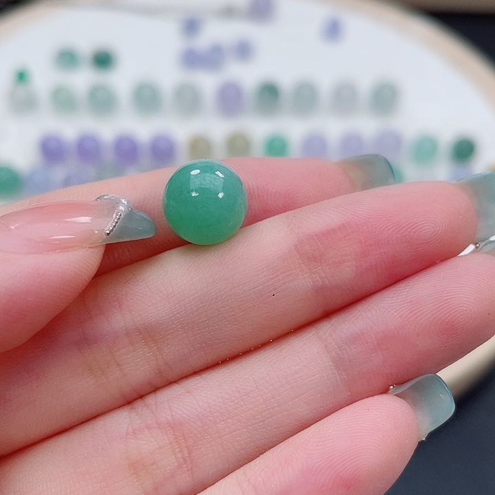 散珠翡翠10咪满绿翡翠