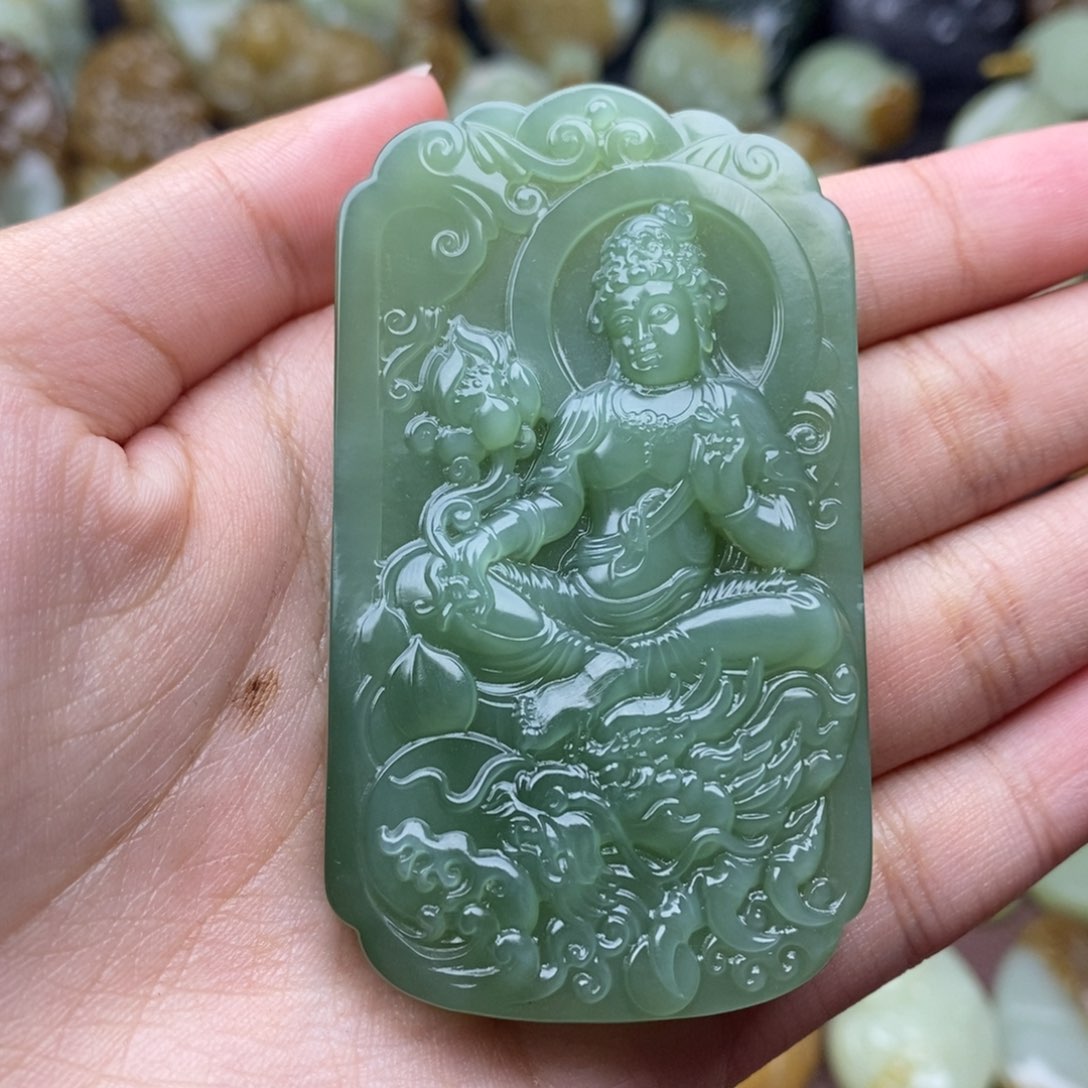 颈饰未镶嵌和田玉（糖玉）暖**阳