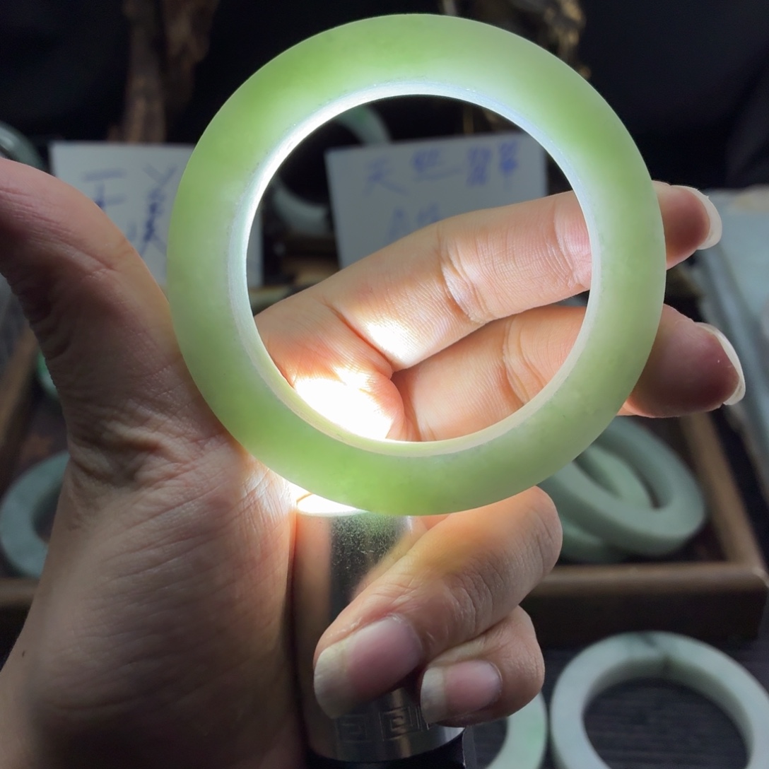 定制翡翠未镶嵌缅甸翡翠A货手镯毛胚定制