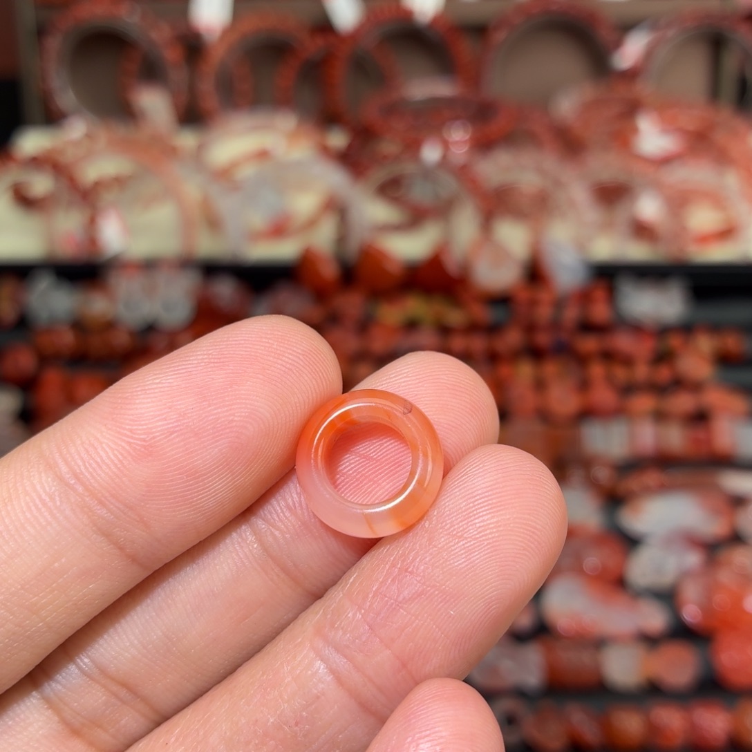 家***堂南红玛瑙未镶嵌颈饰跑环1