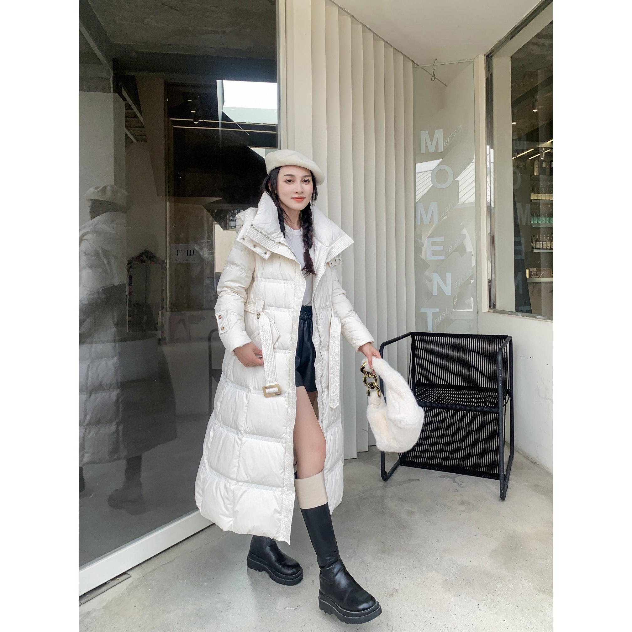 冬季中长款收腰显瘦女士时尚连帽长款90白鸭绒羽绒服1018