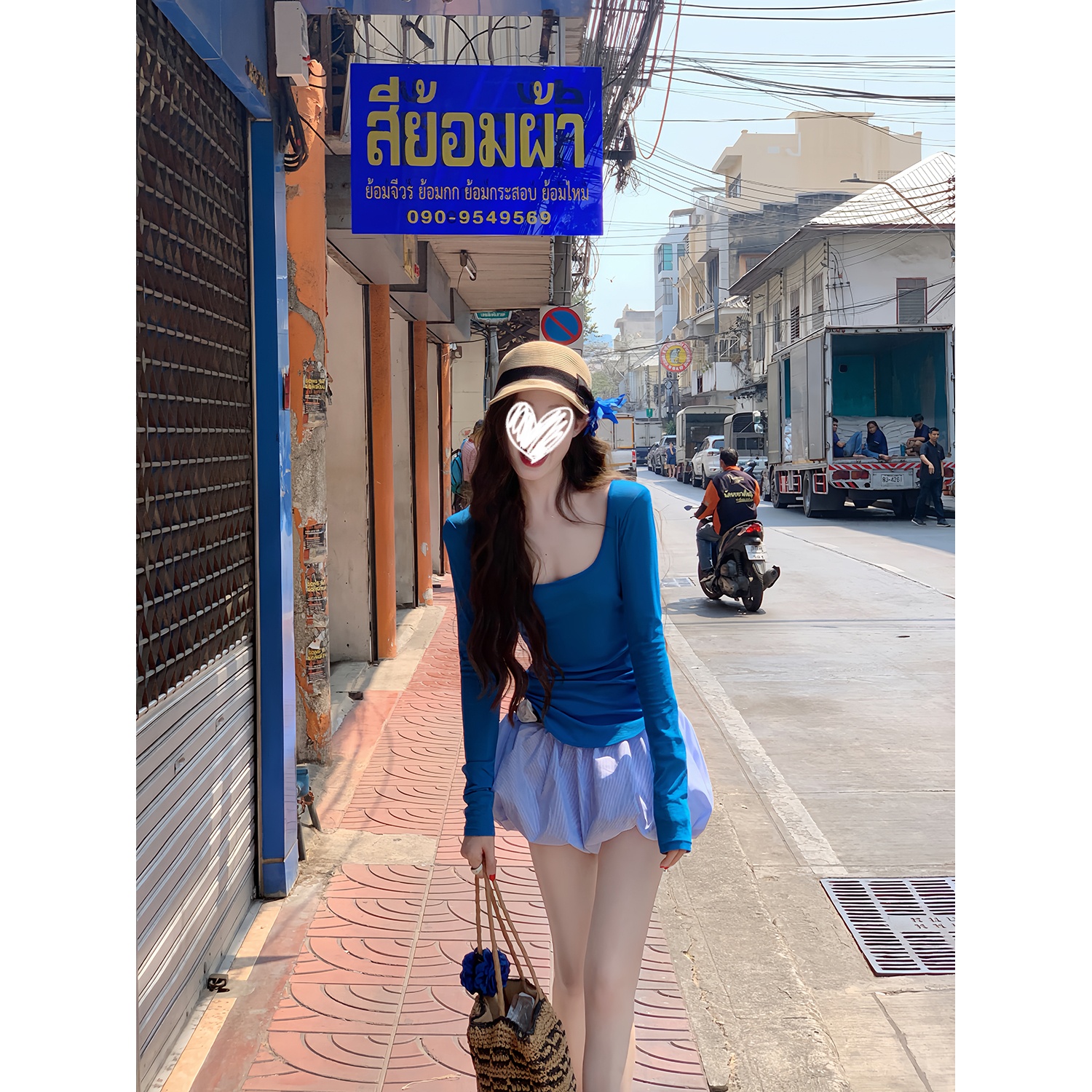 YIDENG2025春夏清透色纯欲U领长袖打底衫修身显瘦收腰性感上衣