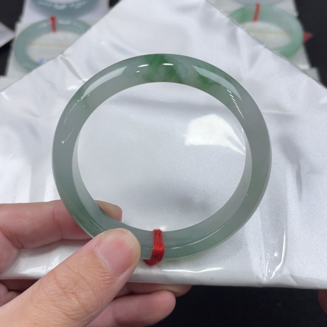 翡翠手镯未镶嵌57正圈