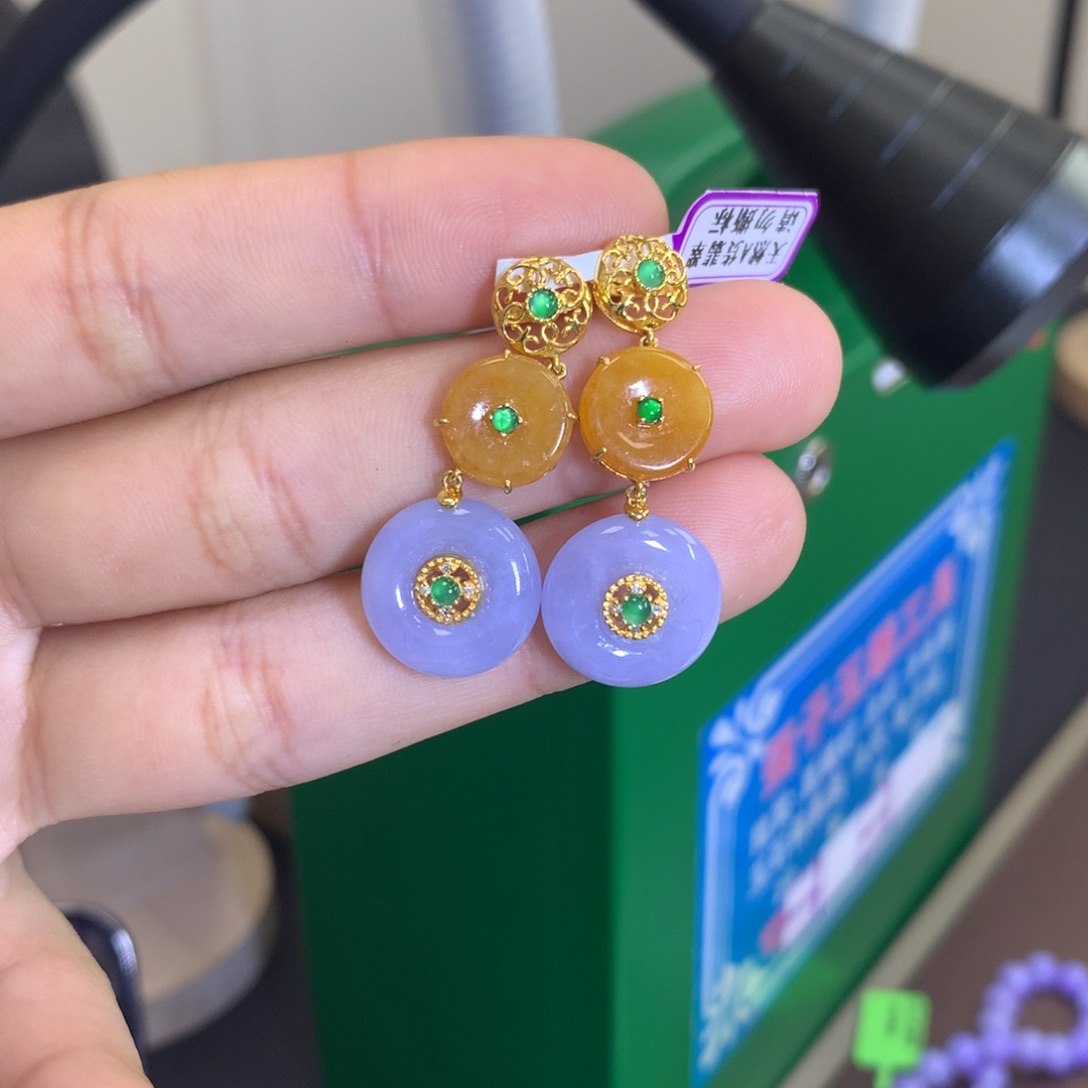 翡翠颈饰18K金镶嵌翡翠