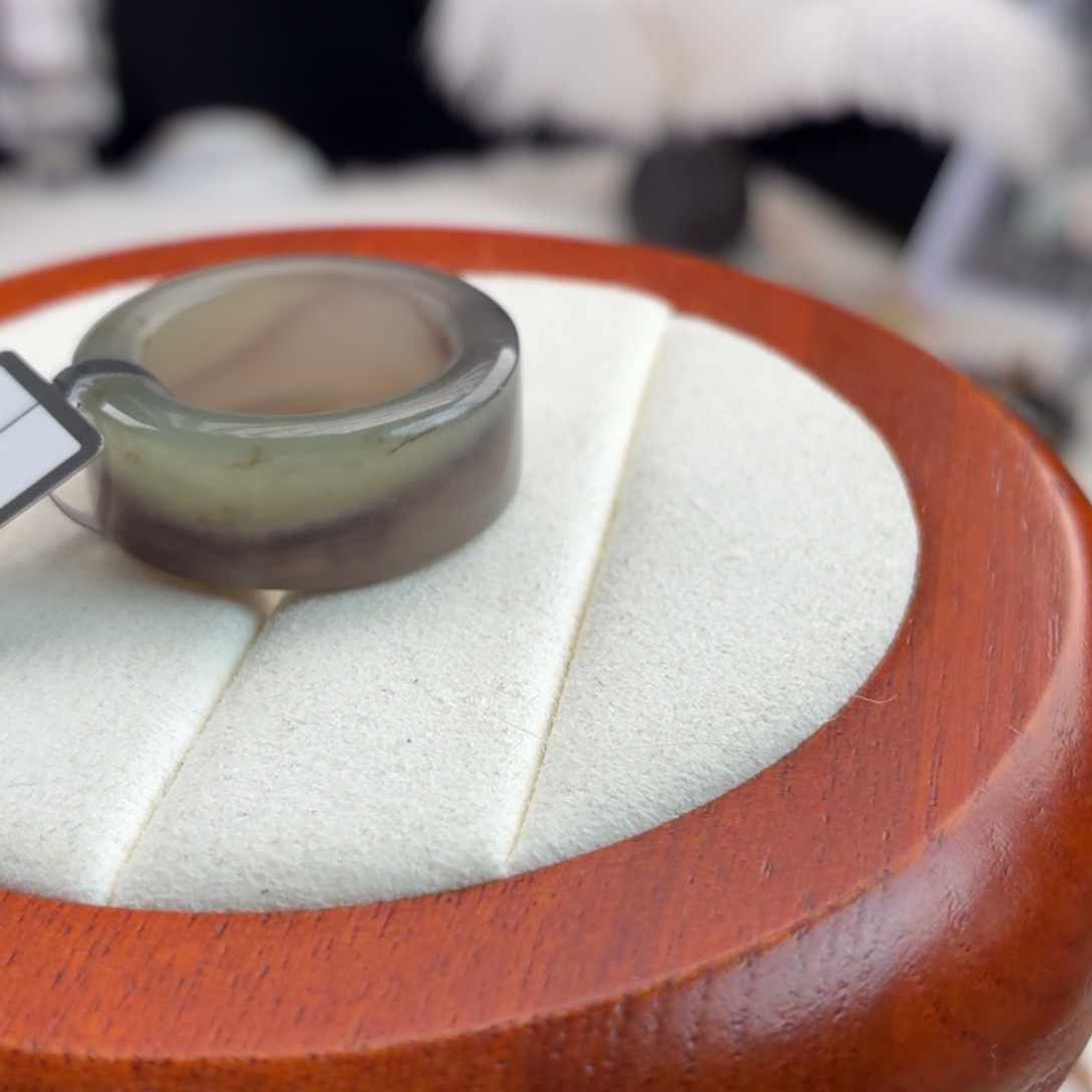 小****和田玉（糖玉）未镶嵌戒指r18半山水飘糖花圆切18.4