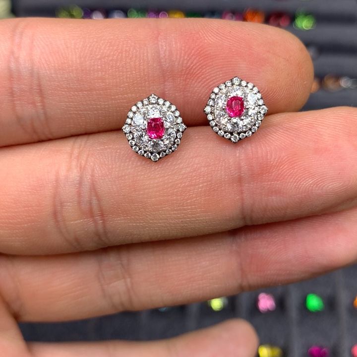 尖晶石耳钉9K金镶嵌绝地武士尖晶耳钉