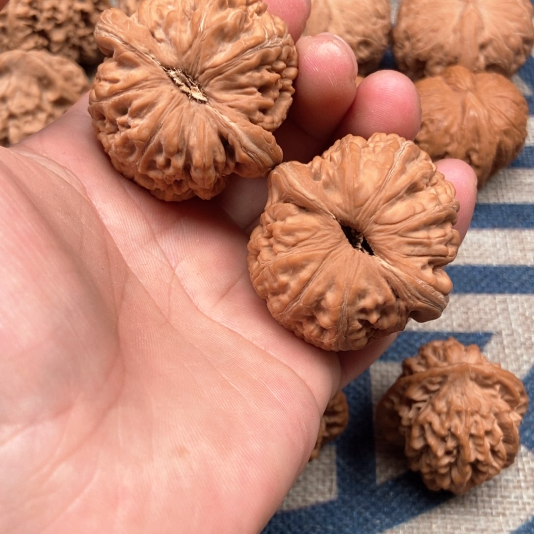 文玩核桃把件元宝42