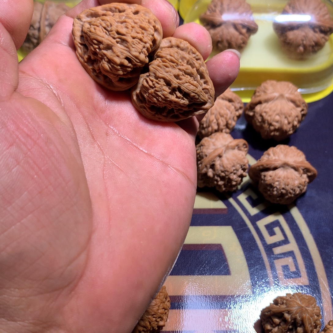 文玩核桃吊坠南疆石35