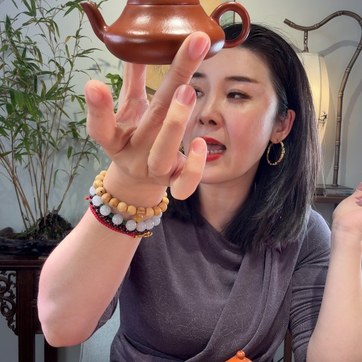 辉***.紫砂茶壶哈哈哈哈哈哈