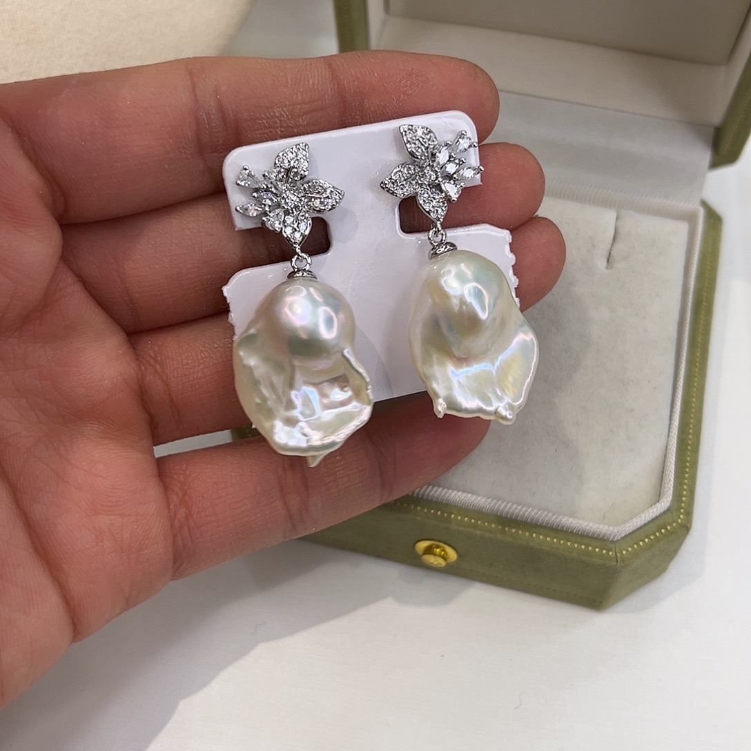 合金耳饰淡水珍珠