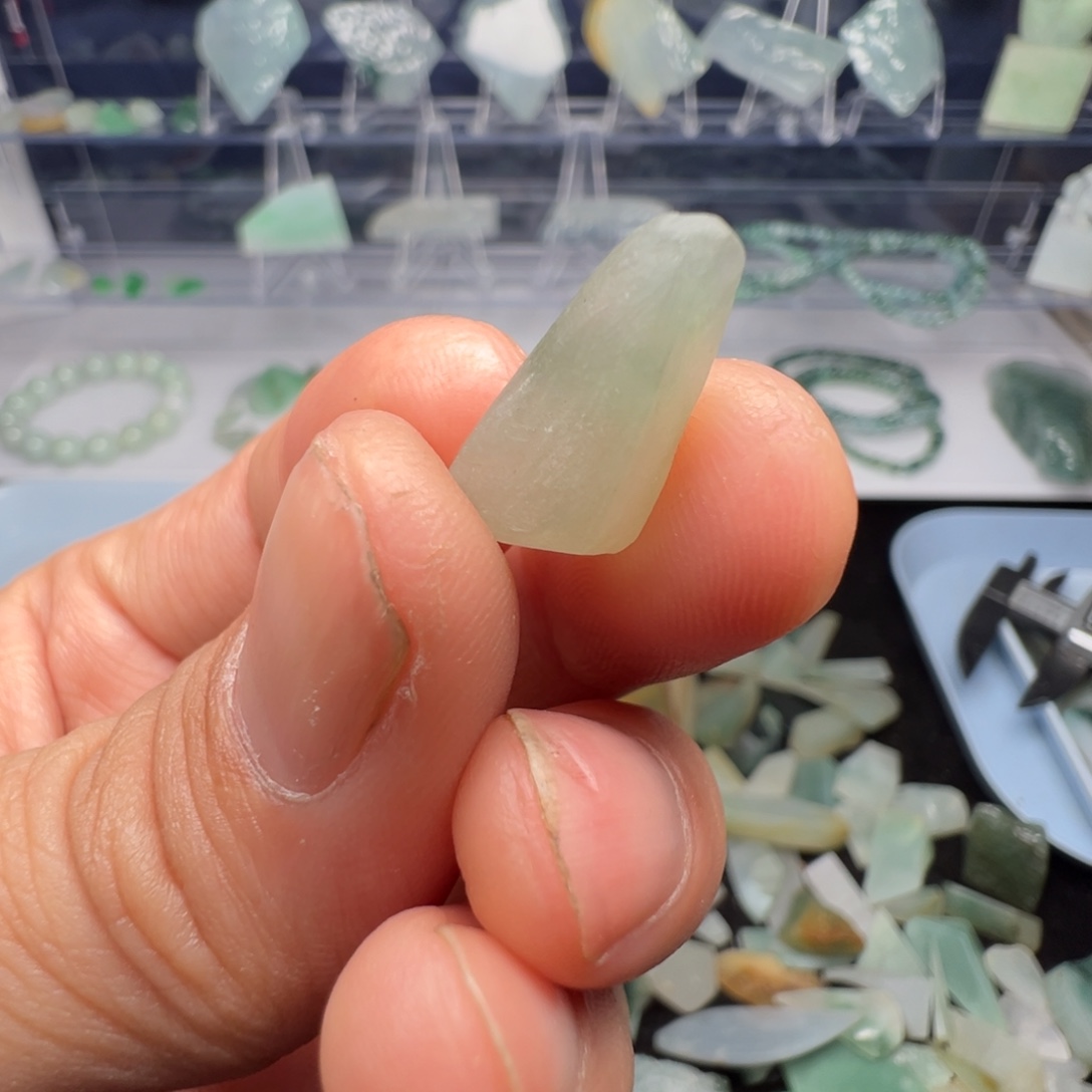 翡翠裸石缅甸翡翠A货