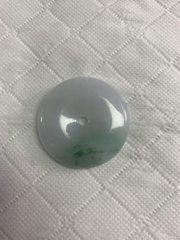 玉如军意翡翠珠宝