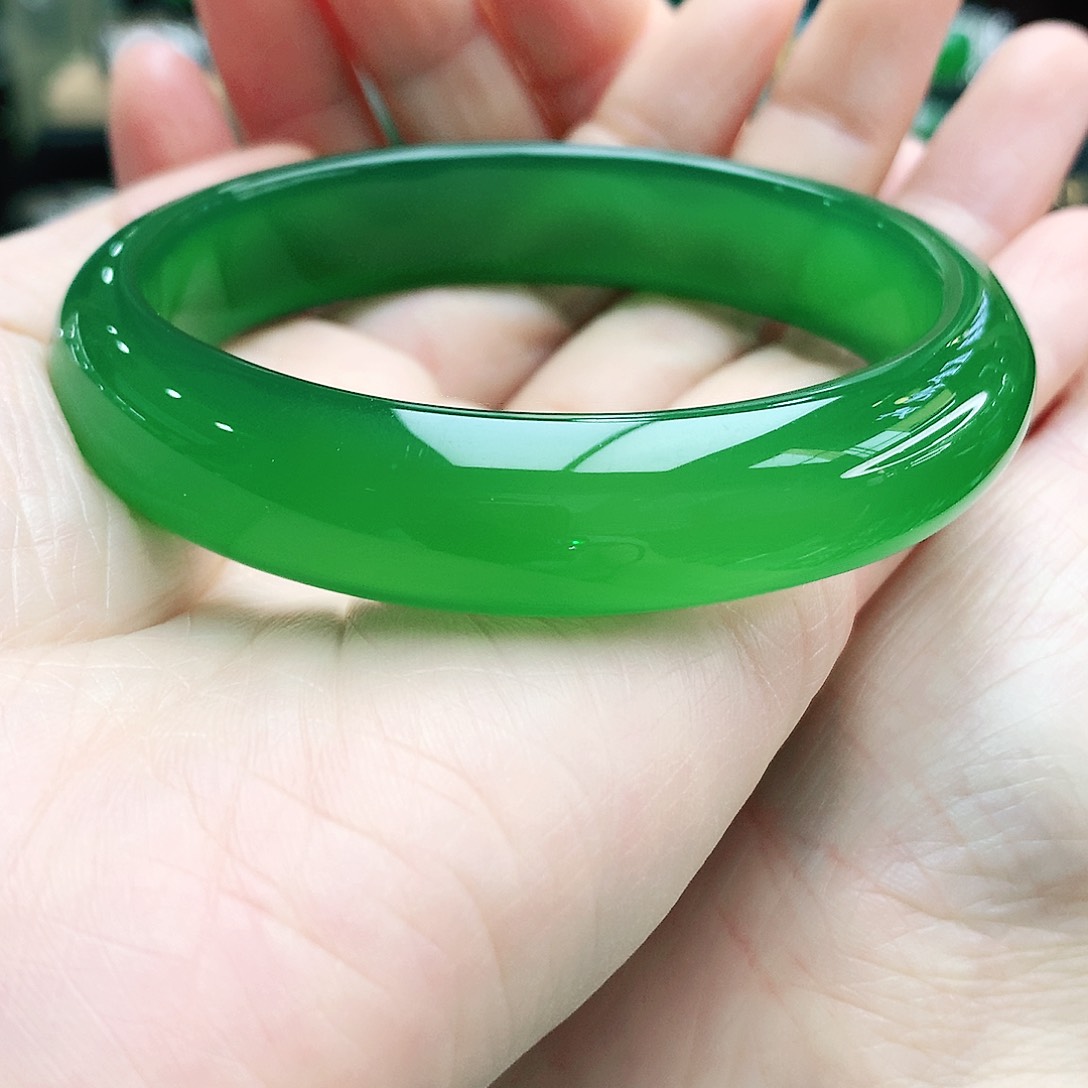 玛瑙/玉髓未镶嵌手镯冬**火