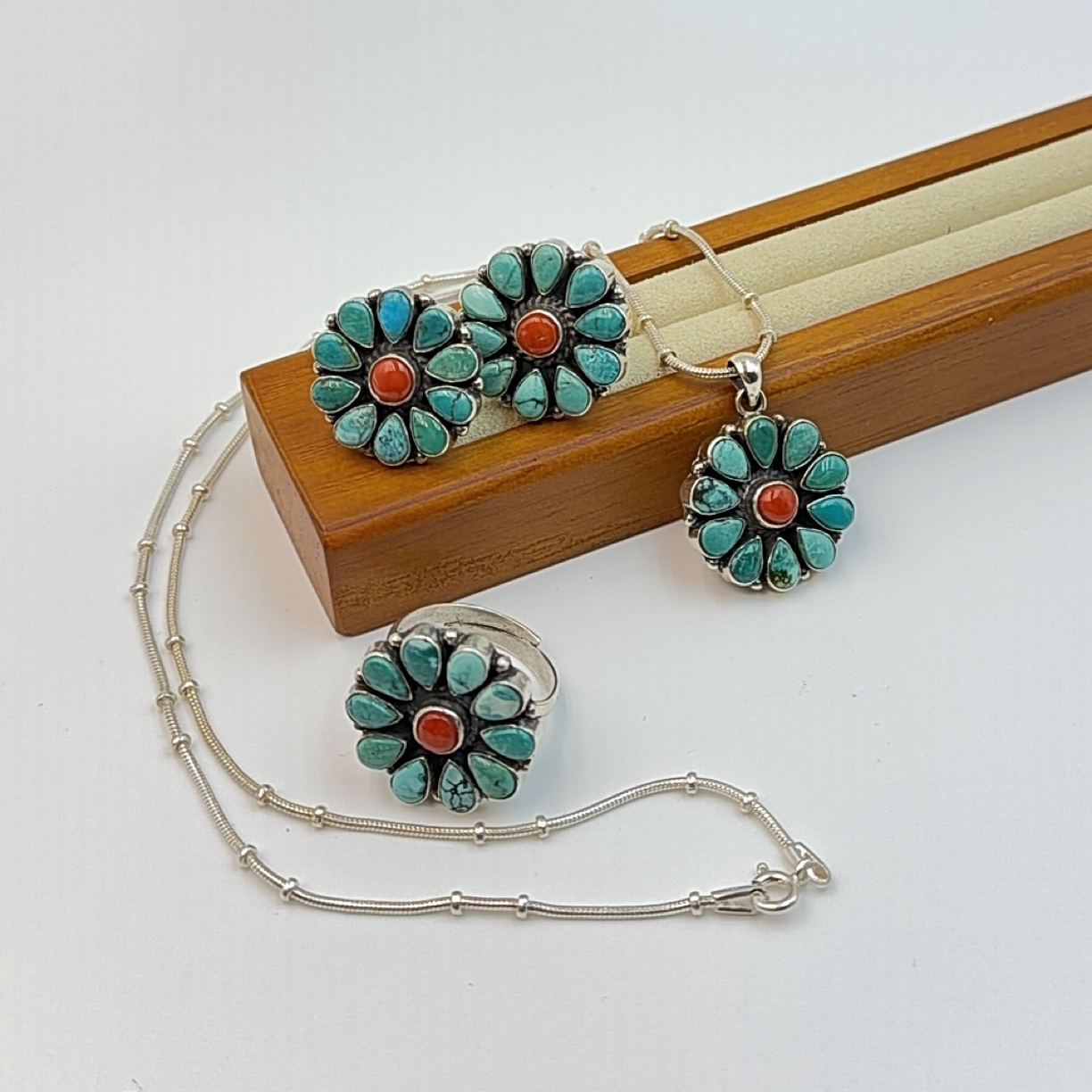 925银银制品 925银个性时尚项链耳钉戒指