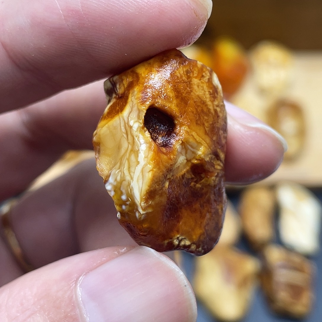 未镶嵌定制琥珀定制