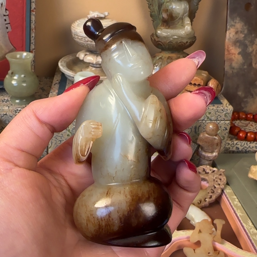 任***然和田玉未镶嵌摆件