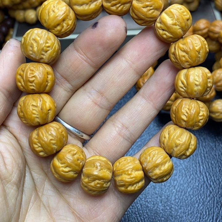 猴头核桃手串猴头草